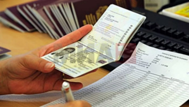 Има обрасци за пасоши, издавањето документи продолжува и по 12 февруари, уверува Спасовски