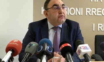 Bislimoski: Në faturat e janarit për rrymë nuk do të ketë kompensim prej 200 denarë për qasje në rrjet