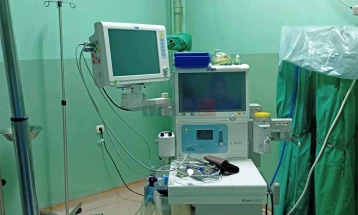 Aparat i ri anestezioni dhe respirator për spitalin e Velesit në vlerë prej 7,5 milionë denarë