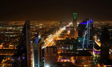Саудиска Арабија го олеснува „режимот на алкохол“ за првпат по 70 години