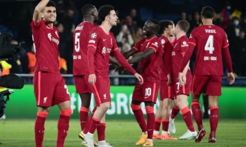 Liverpool hold off late Fulham charge to reach Carabao Cup Final