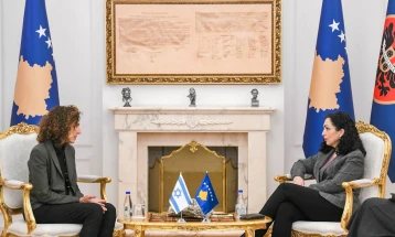 Presidentja Osmani pas takimit me ambasadoren Ziv: Arrihet dakordimi me Izraelin për heqjen e vizave për qytetarët e Kosovës