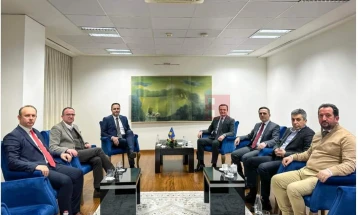 Liderët e LEN-së dhe Taravari në takim me Albin Kurtin në Prishtinë