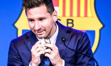 Napkin on which Messi signed first Barça contract to be auctioned