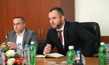 Тошковски одржал работен состанок со раководството на СВР Скопје