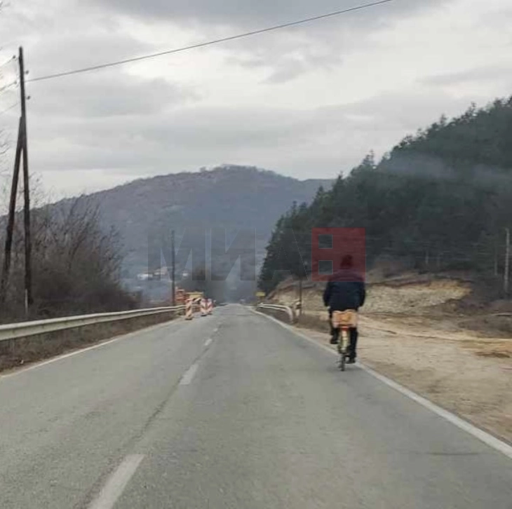 Безбеден за сообраќај мостот на патот Делчево - Македонска Каменица