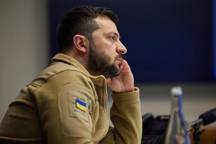 Zelensky visits front line troops in Zaporizhzhya