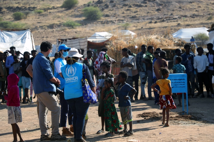 UNHCR dhe OSNA i bëjnë apel komunitetit ndërkombëtar të ndajë 4,1 miliardë dollarë për civilët në Sudan