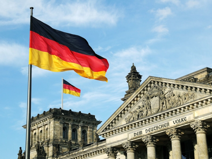 Германската влада се откажа од намерата да го укине терминот „раса“ од Уставот