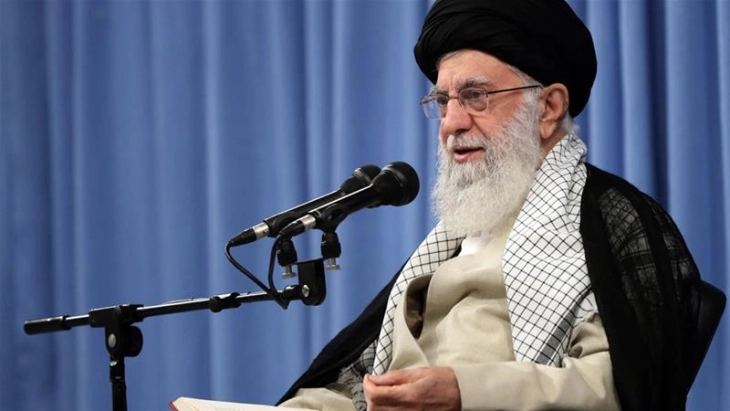 Мета ги избриша профилите на Инстаграм и Фејсбук на иранскиот врховен лидер Али Хамнеи