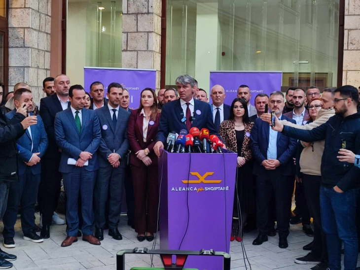 Miratohet iniciativë për shkarkimin e Taravarit si kryetar i Aleancës për Shqiptarët
