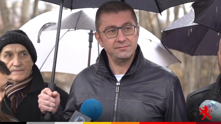 Mickoski: Nesër do të kemi seancë konstitutive të Shtabit Zgjedhor Republikan