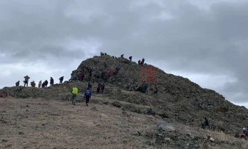 Традиционално искачување на Клепа во чест на трагично загинатите планинари Калина и Александар