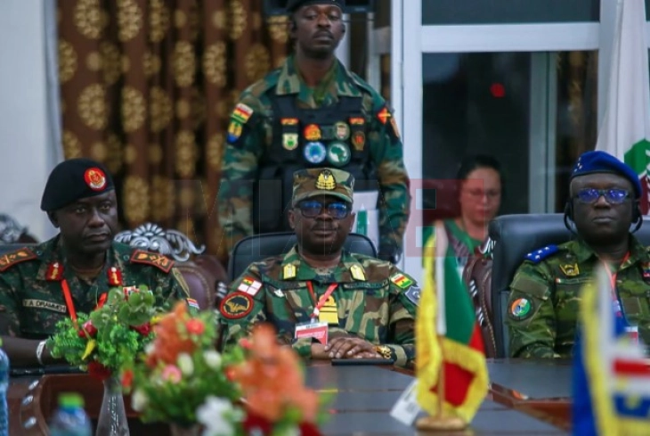 ЕКОВАС испрати дипломатска мисија во Сенегал