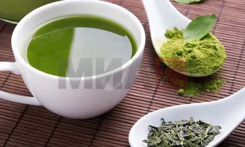 Зелен чај за поздрав метаболизам, чистење на цревата и битка против тежината