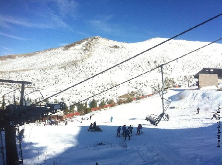 Жена загина од лавина во ски-центар на косовската страна на Шар Планина