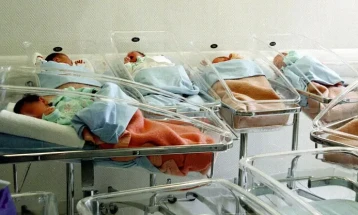 Бројот на новороденчиња во Словенија е на историски најниско ниво