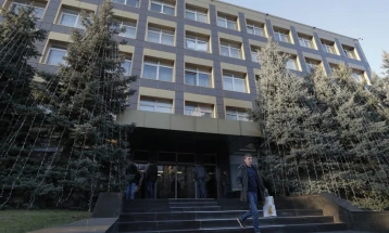 Поранешен информатор на ФБИ обвинет дека лажел за улогата на семејството Бајден во украински бизнис