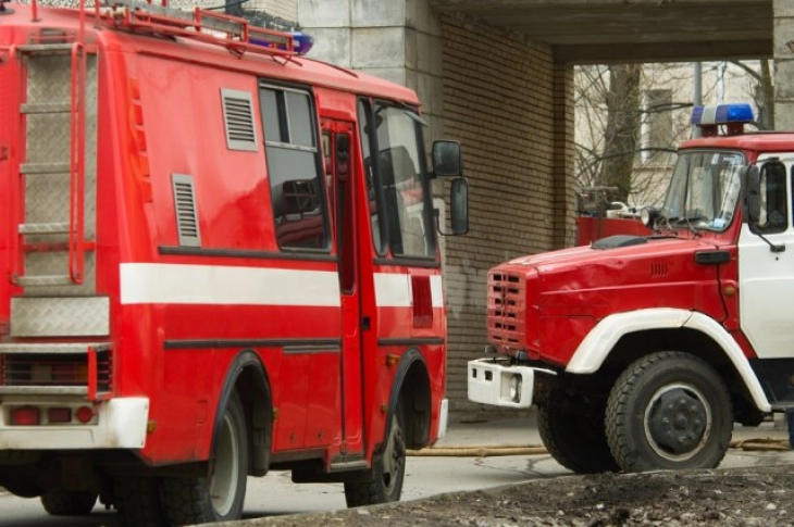 Еден загина, тројца се спасени од пожар во стан во Крагуевац