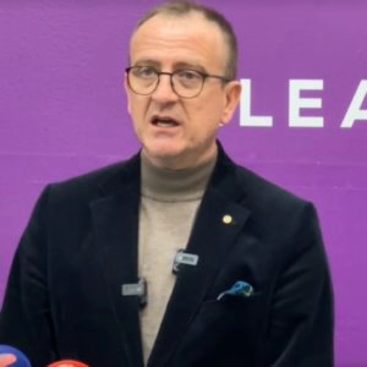 Kryetari i Aleancës për Shqiptarët, Arben Taravari kërkon që kandidati i BDI-së për president të jetë Ali Ahmeti