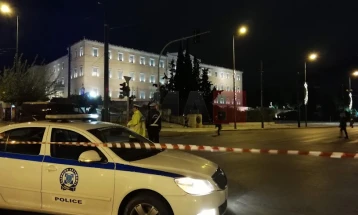 Лажен телефонски повик за поставена бомба во грчкиот Парламент