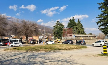 Ka filluar depërtimi në bulevardin në Tetovë edhe për një dalje tjetër në rrugën rajonale drejt pikës kufitare me Kosovën