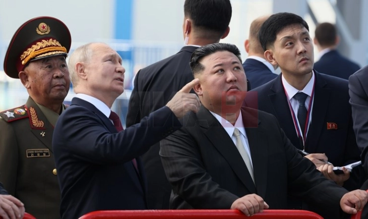 Ким Џонг-ун доби подарок автомобил „за лична употреба“ од Путин