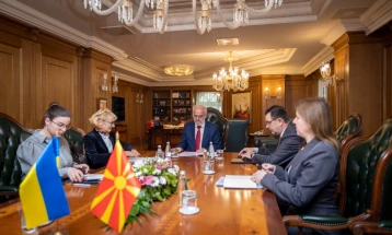 Xhaferi-Dir: Ukraina gjithmonë mund të shohë në Maqedoninë e Veriut një mik, partner dhe përkrahës