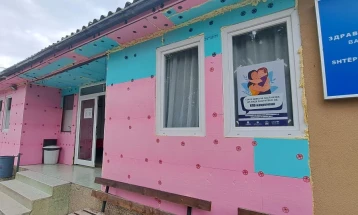 Се реконструираат просториите во Здравствен дом Тетово
