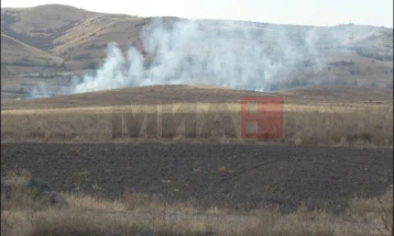 Пожар на отворено меѓу штипско-карбинските села Судиќ, Горно и Долно Трогерци