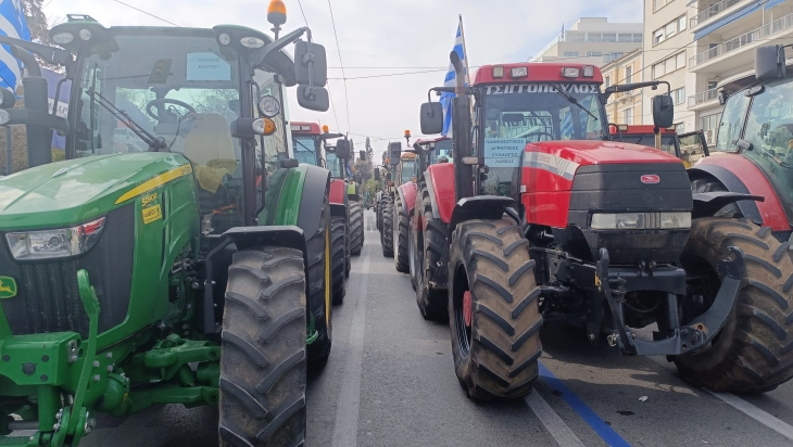 Bujqit grekë bllokuan sërish pikën kufitare Evzoni drejt Maqedonisë së Veriut