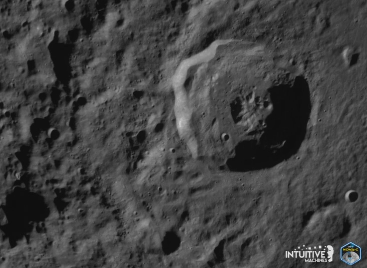 Камерата на „Одисеј“ го сними познатиот кратер на Месечината