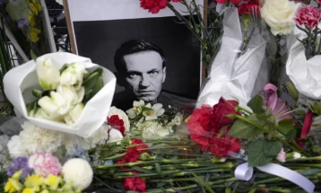 Вработени во културата и медиумите во Русија ги повикаа властите да го предадат телото на Навални на неговото семејство