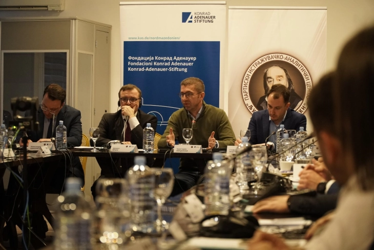 Во Велес стратешко планирање за активностите на ВМРО-ДПМНЕ