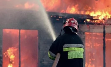 Десетмина загинати во пожарот во станбена зграда во Валенсија