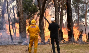 Горат куќи во пожарите во Австралија