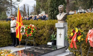 Одбележување на 20-годишнината од загинувањето на претседателот Борис Трајковски и членови на делегацијата