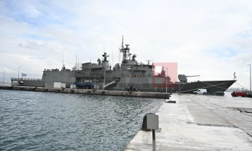 Fregata e marinës ushtarake greke lundroi në Detin e Kuq  për të marrë pjesë në operacionin evropian  