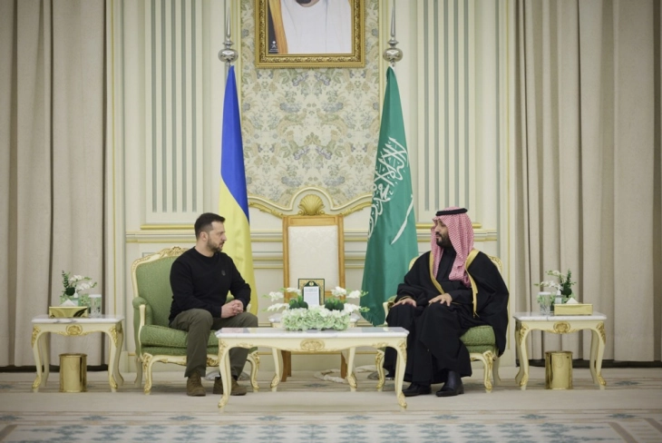 Зеленски на средба со принцот на Саудиска Арабија, разговарале за мировната формула на Киев за ставање крај на конфликтот