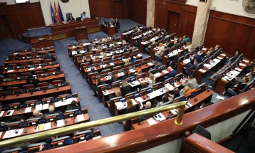 Собранието ќе ја продолжи 145. седница - на дневен ред законите за стратешки инвестиции, за функционерските плати и за игрите на среќа