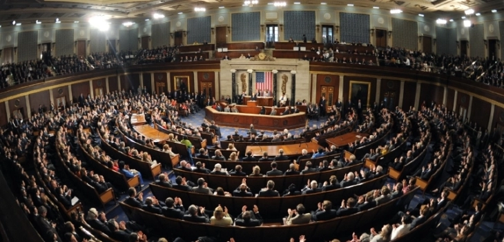 Во Конгресот постигнат договор за привремено финансирање на американската Влада