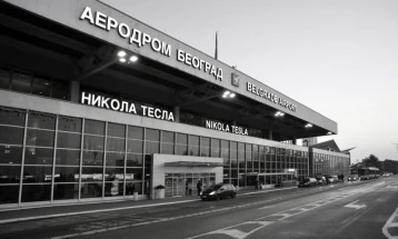 Затворен белградскиот аеродром „Никола Тесла“, пилотот на „Ер Монтенегро“ добил дојава за бомба
