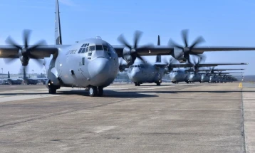 Американски воени авиони доставија храна до населението во Газа