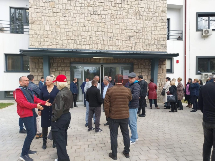 Протест на вработените на Универзитетот „Мајка Тереза“ во Скопје
