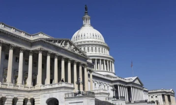 Претседателите на двата дома на американскиот Конгрес постигнаа договор за државно финансирање на Владата