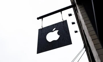 ЕК го казни „Епл“ со над 1,8 милијарди евра за злоупотреба на доминантната позиција на „Еп Стор“  