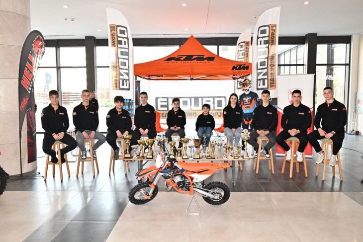 Енрудо Тим Водно одржа презентацијата на возачите и мотоциклите за сезоната 2024