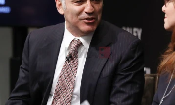 Rusia e  shpalli Kasparovin terrorist