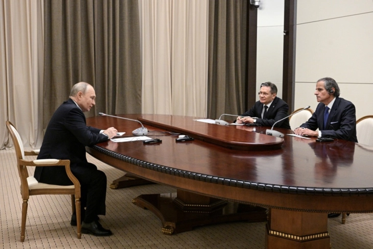 Шефот на МААЕ разговараше со Путин за нуклеарната централа Запорожје во Украина