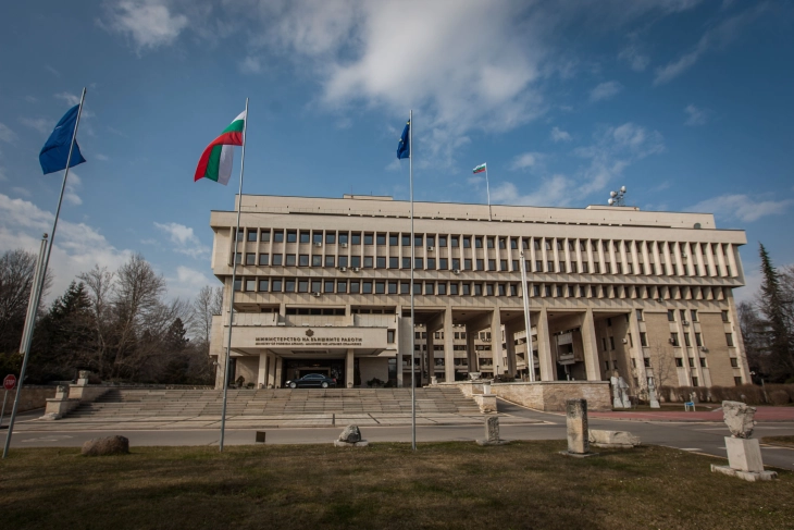 Бугарија реагира на „јавни коментари и лажни изјави“ на политичари од Северна Македонија